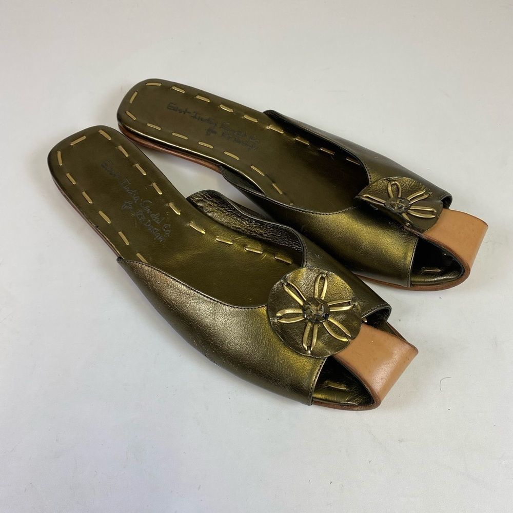 Gold and Tan Sandals with Flat Sole and Peep-Toe Design - Picture 3 of 9